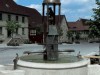 Neuer Brunnen: Symbolisch gestalteter Stadtbrunnen